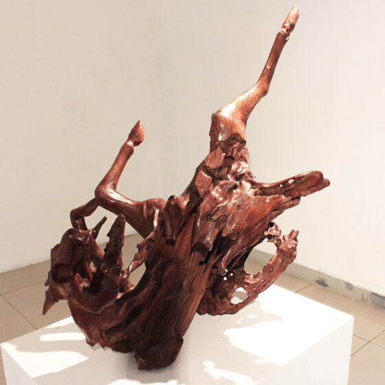 05-I-Ketut-Muja-_Perjuangan-2012-Wooden-carving-sculpture-75-x-70-cm.-Image-from-IndoArtNow