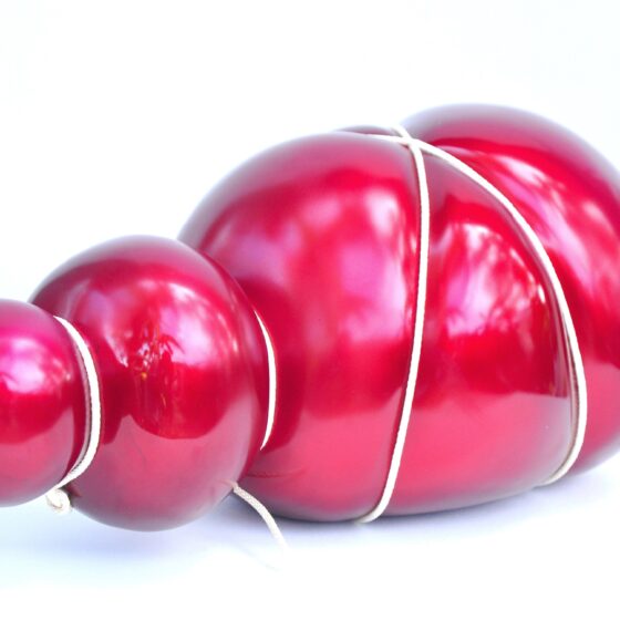 06-Wayan-Upadana-_Connected-in-the-deep-1-2017-Resin-50.8-x-114.3-x-63.5-cm.-Image-from-Artsy