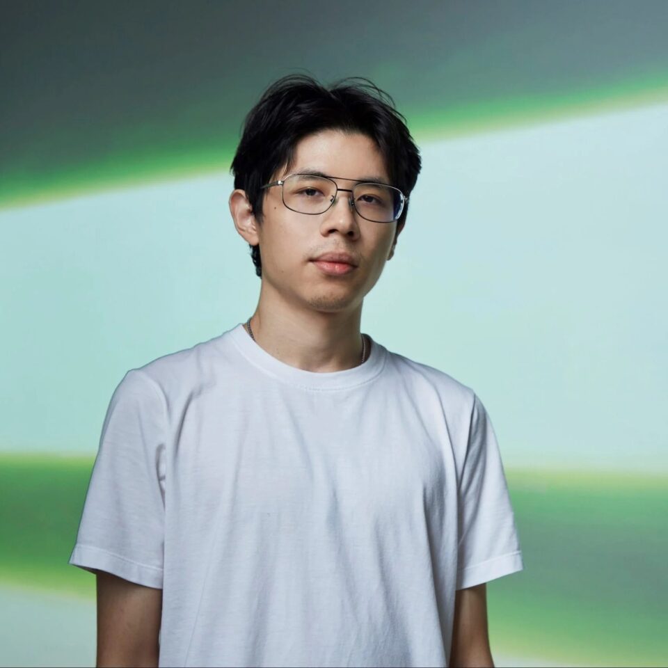 Supawich Weesapen. Profile Image from Ocula